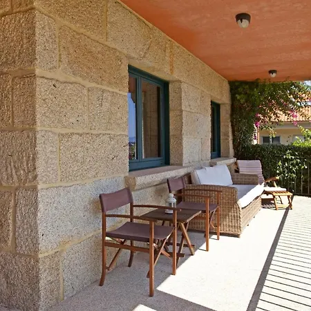 Villa Sleeps 10 Pool Wifi
