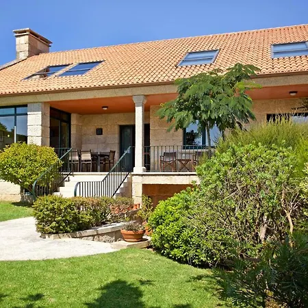 Sleeps 10 Pool Wifi * Montalvo